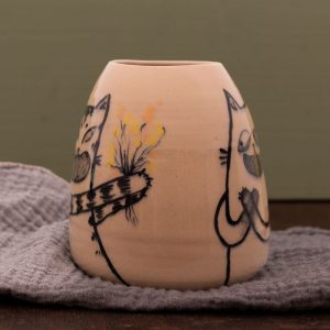 Vase of cat courtship yellow